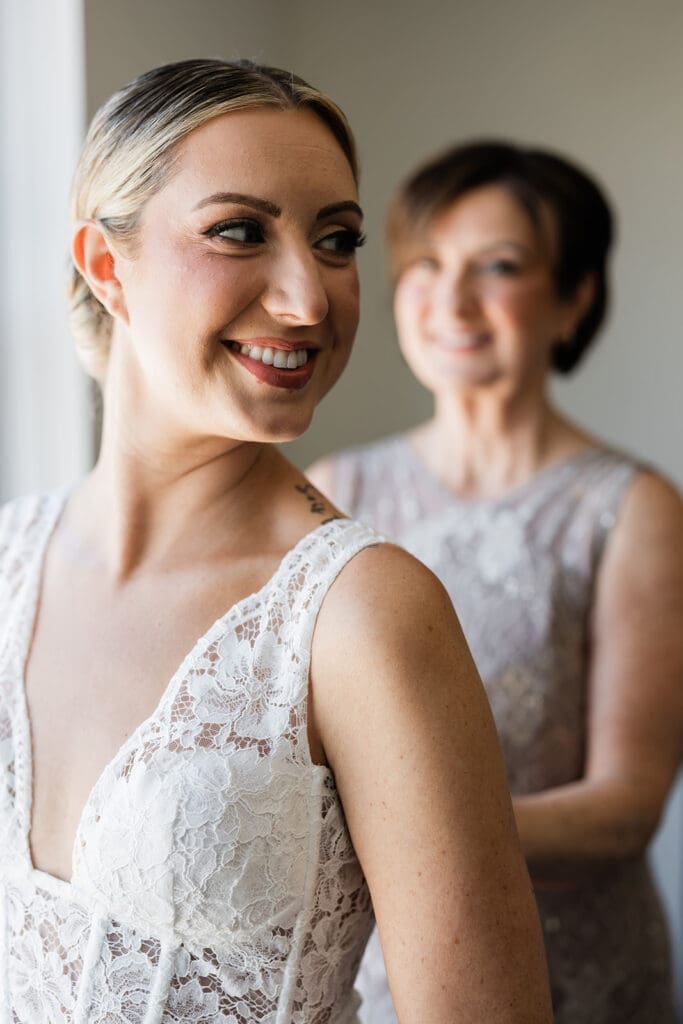 Chicago bride with Soft Glam Wedding Makeup 