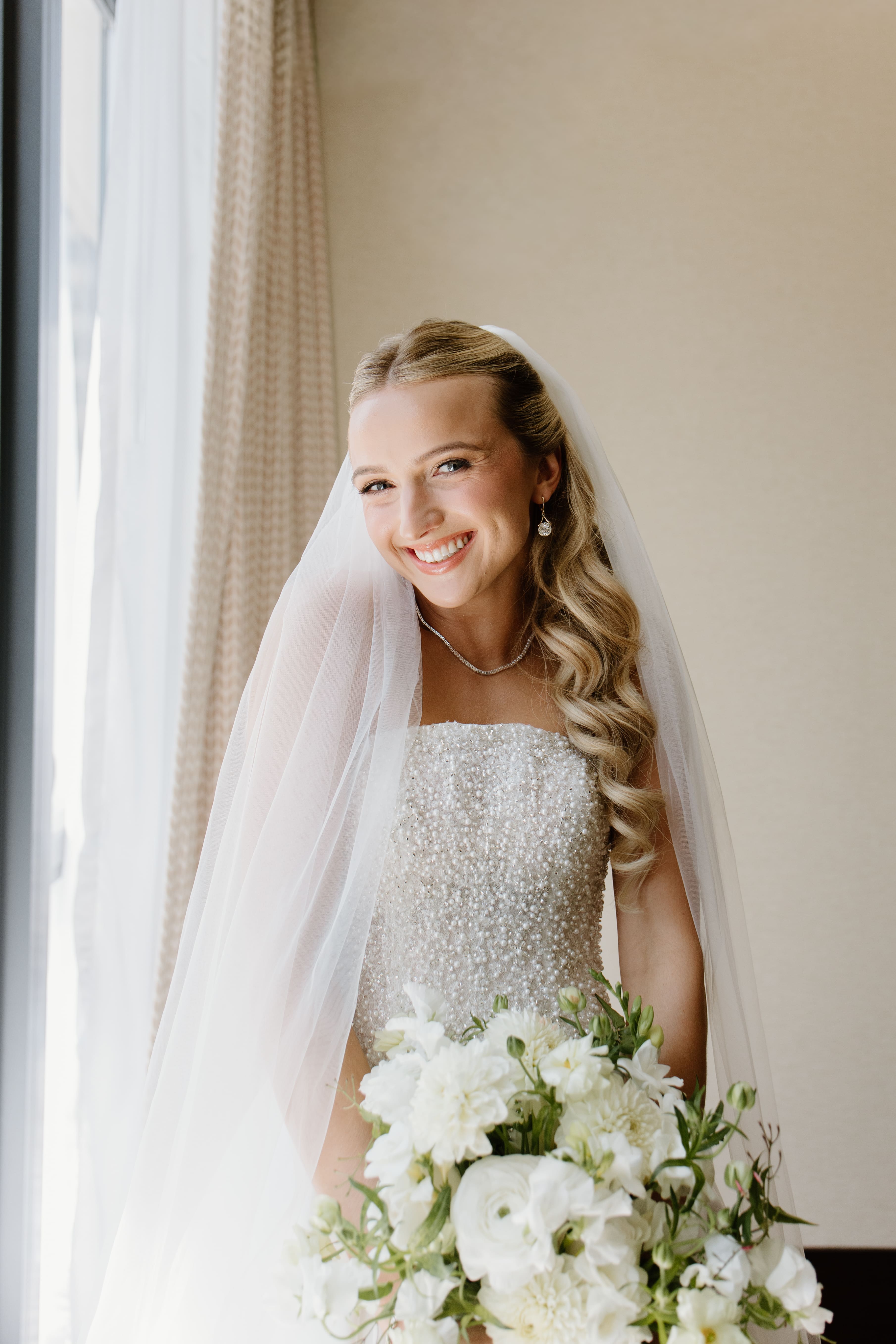 Chicago bride in natural glam