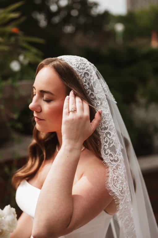 Chicago bride wearing veil